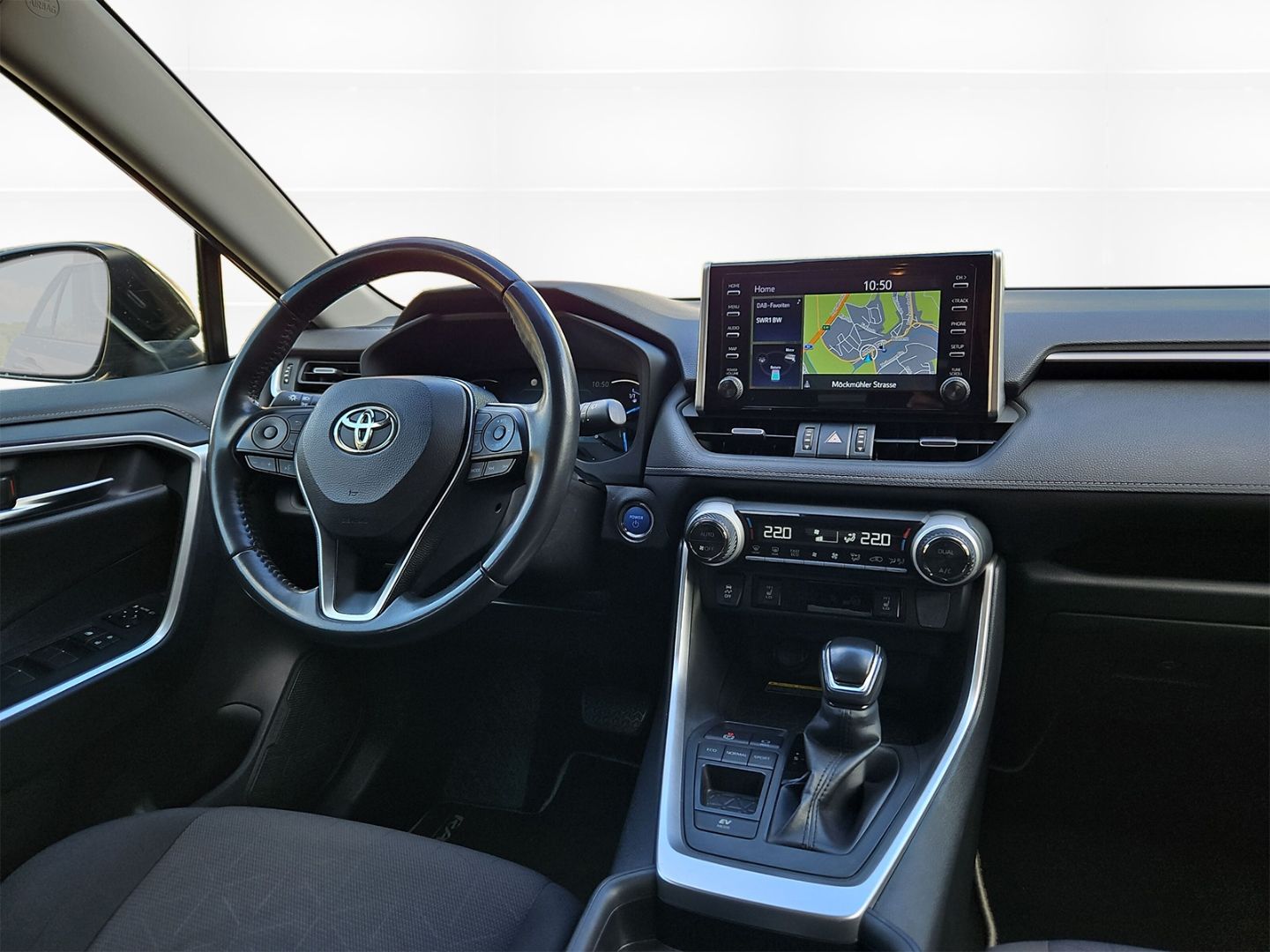 Toyota RAV 4 2.5 Hybrid Club+ - Samsaru's Car Outlet
