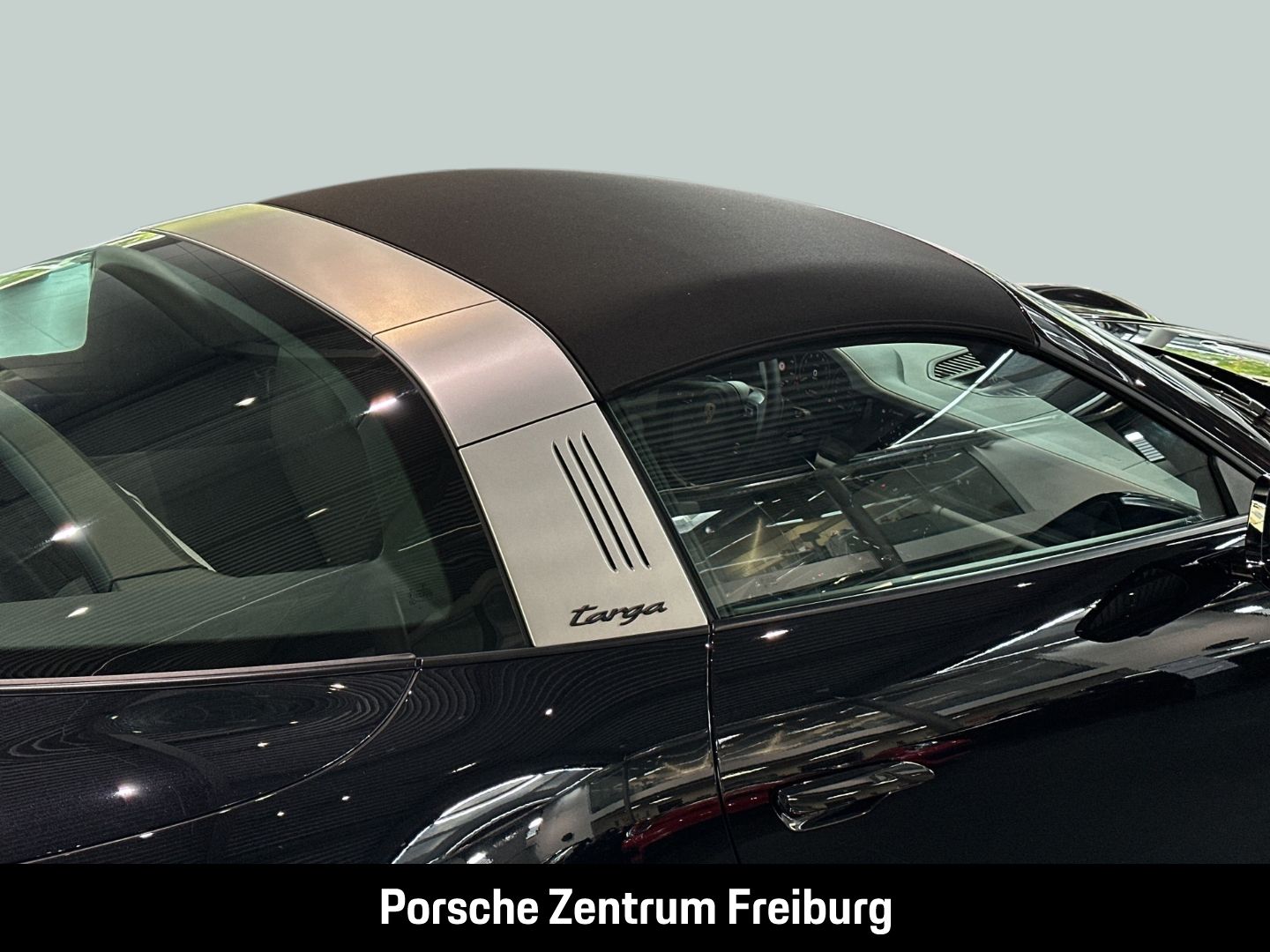 Porsche 992 911 Targa 4 GTS Burmester Sportabgasanlage