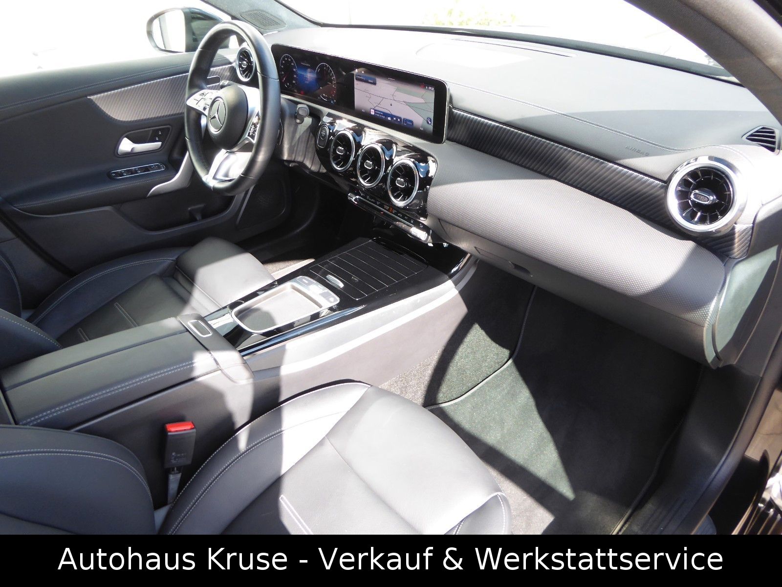 Mercedes-Benz A 250 e PRO - Samsaru's Car Outlet