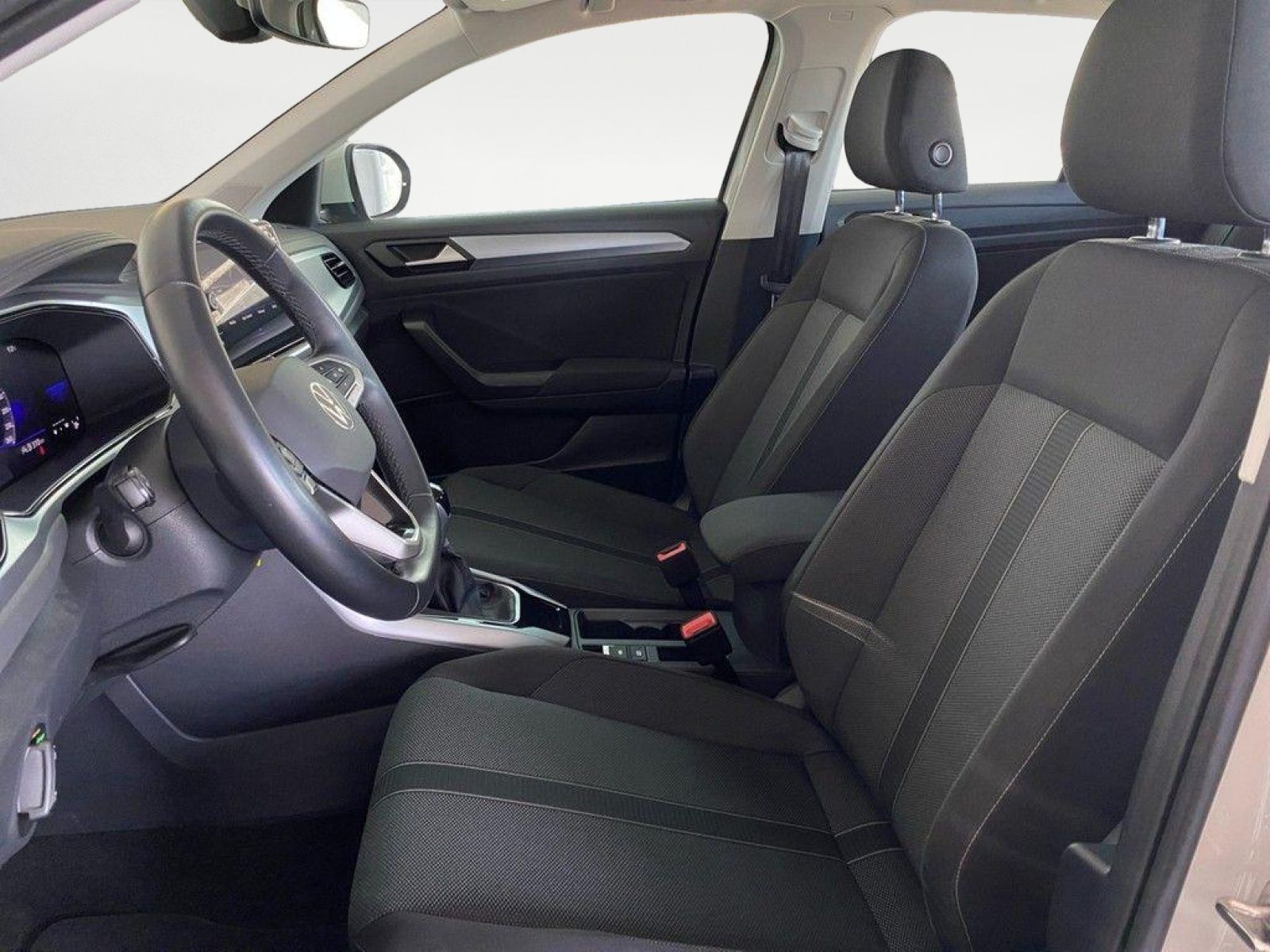Volkswagen T-Roc 1.0 TSI Life - Samsaru's Car Outlet