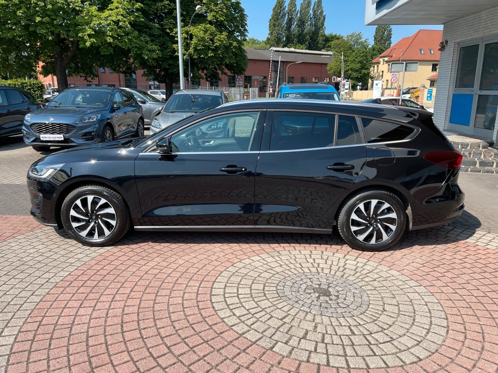 Ford Focus Automatik Turnier Titanium / ACC+155PS
