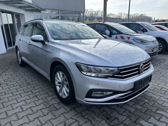 Volkswagen Passat Variant 2.0 TDI DSG Comfort - Samsaru's Car Outlet