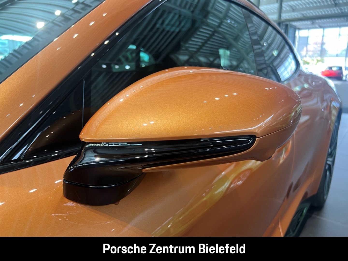 Porsche Taycan GTS Sport Turismo  Nordischgold Head-Up