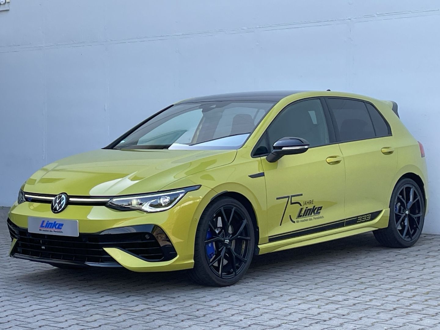 Volkswagen Golf R 333 2.0 TSI DSG 4Motion - Samsaru's Car Outlet