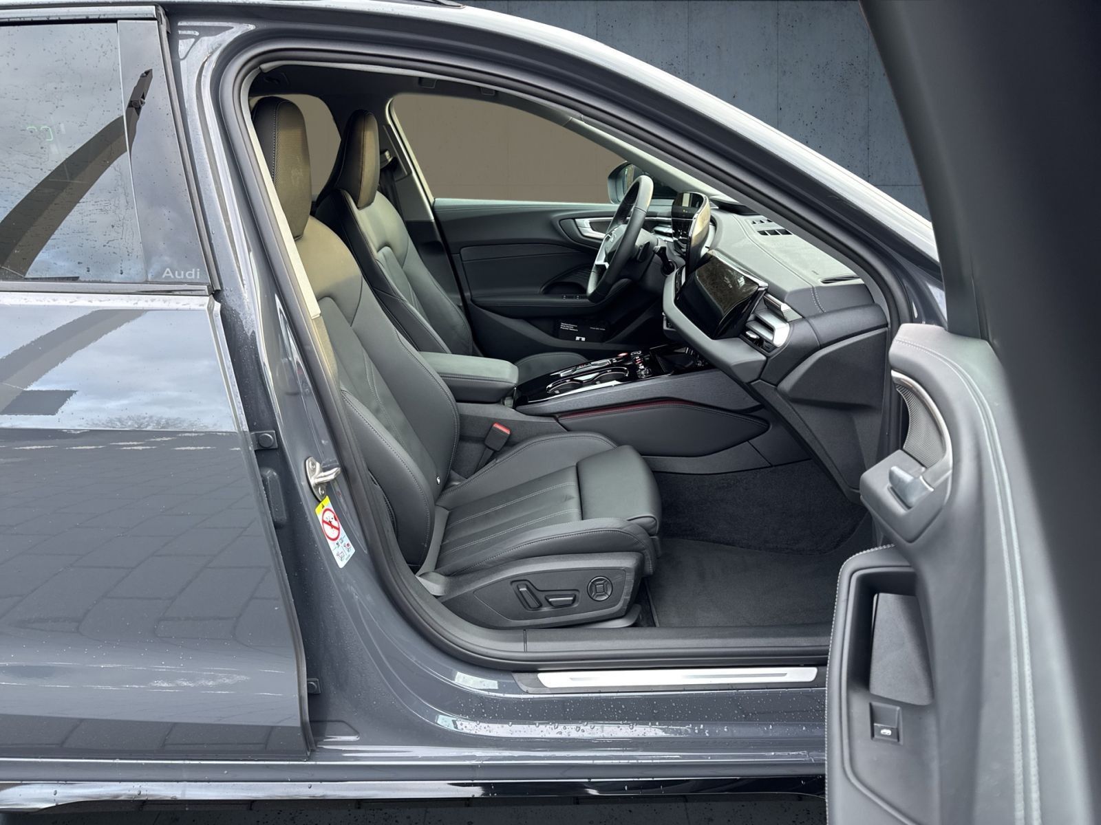 Audi A5 Avant TFSI S line AHK/B&O/StHz/20"/Nav/Assist
