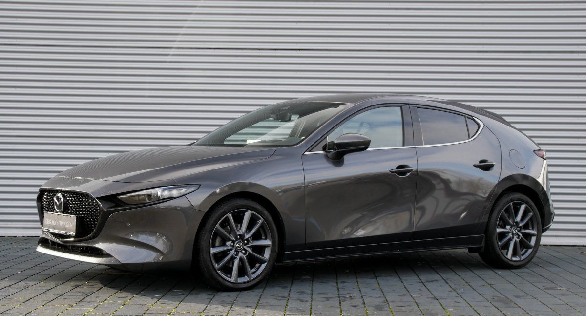 Mazda 3 e-Sky-G 150AT M-Hybrid Select. Design- Premium