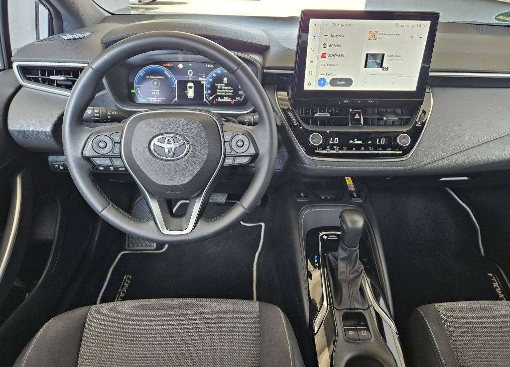 Toyota Corolla 2.0 Hybrid Touring Sports Teamplayer*Tec