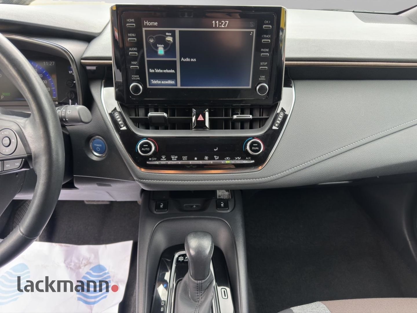Toyota Corolla 1.8 Hybrid TS - Samsaru's Car Outlet