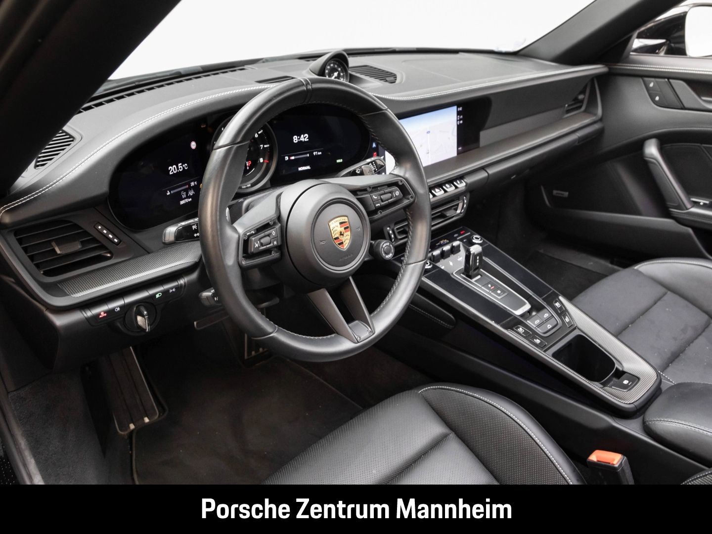 Porsche 992 911 4 GTS Cab. InnoDrive Matrix BOSE Carbon