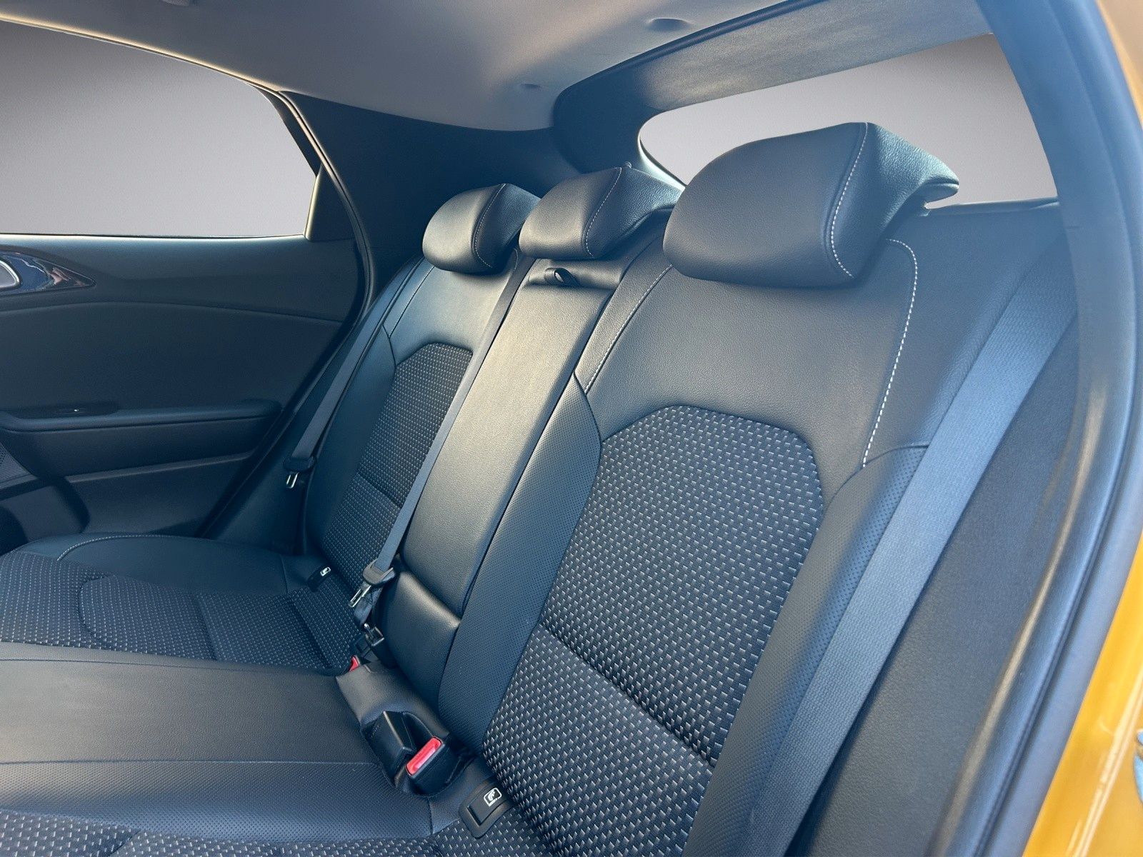 Kia Xceed JBL-Edition - Samsaru's Car Outlet