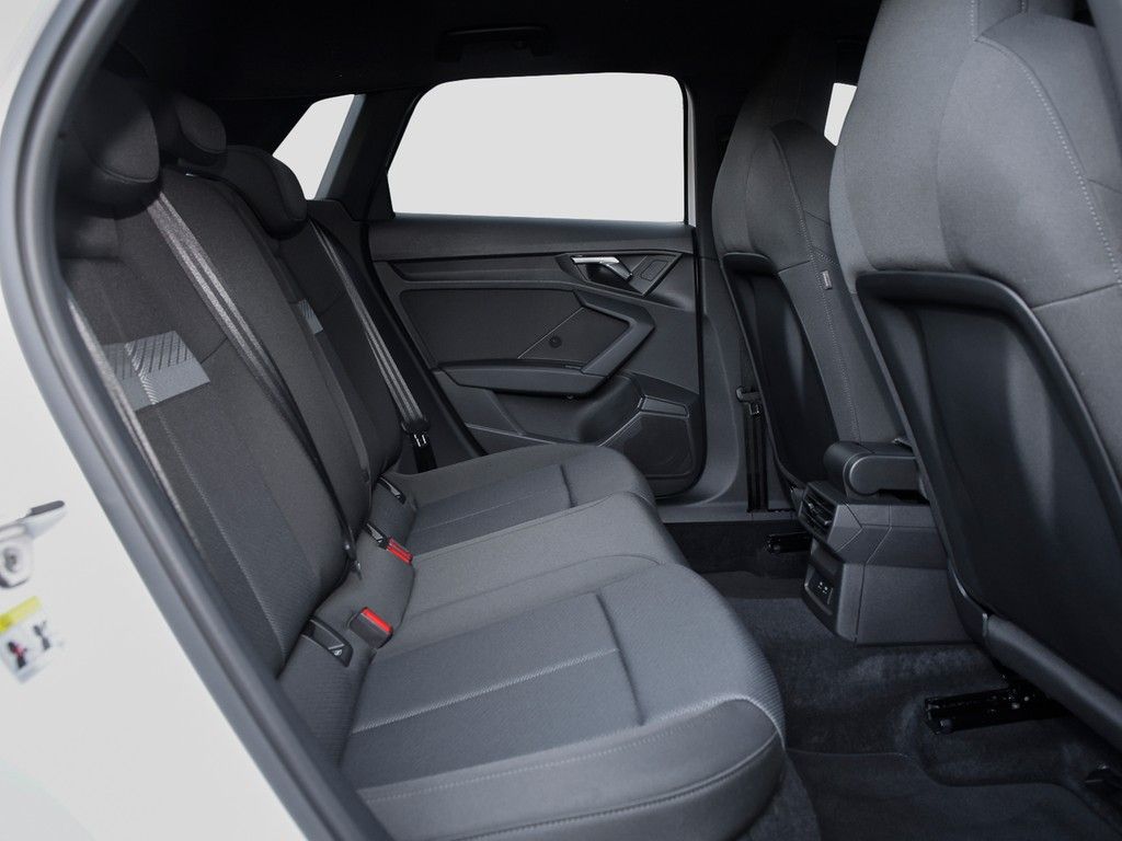 Audi A3 Sportback 40 TFSI e S line - Samsaru's Car Outlet