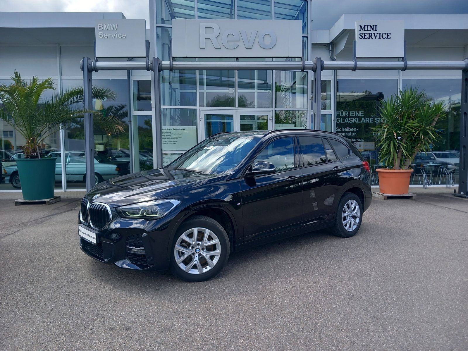 BMW X1 xDrive20i Aut MSport - Samsaru's Car Outlet
