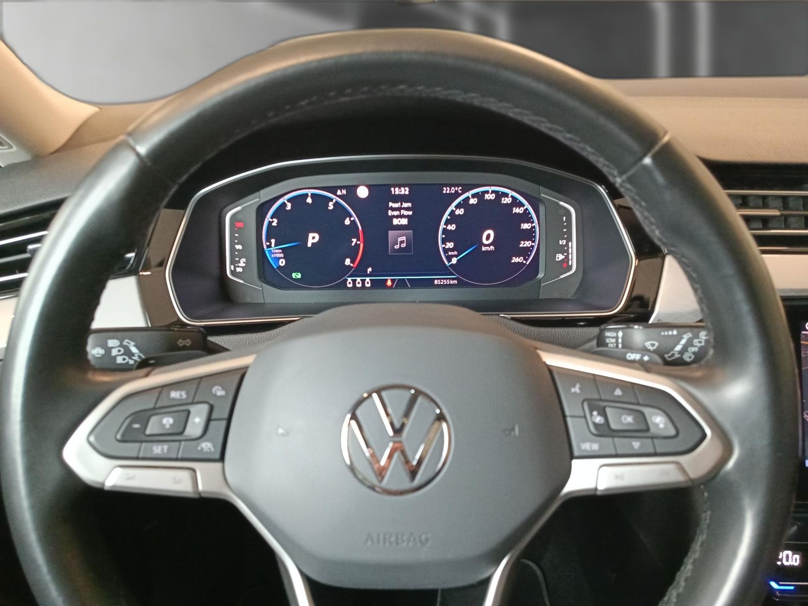 Volkswagen Passat Var. 1.5 TSI Business DSG - Samsaru's Car Outlet