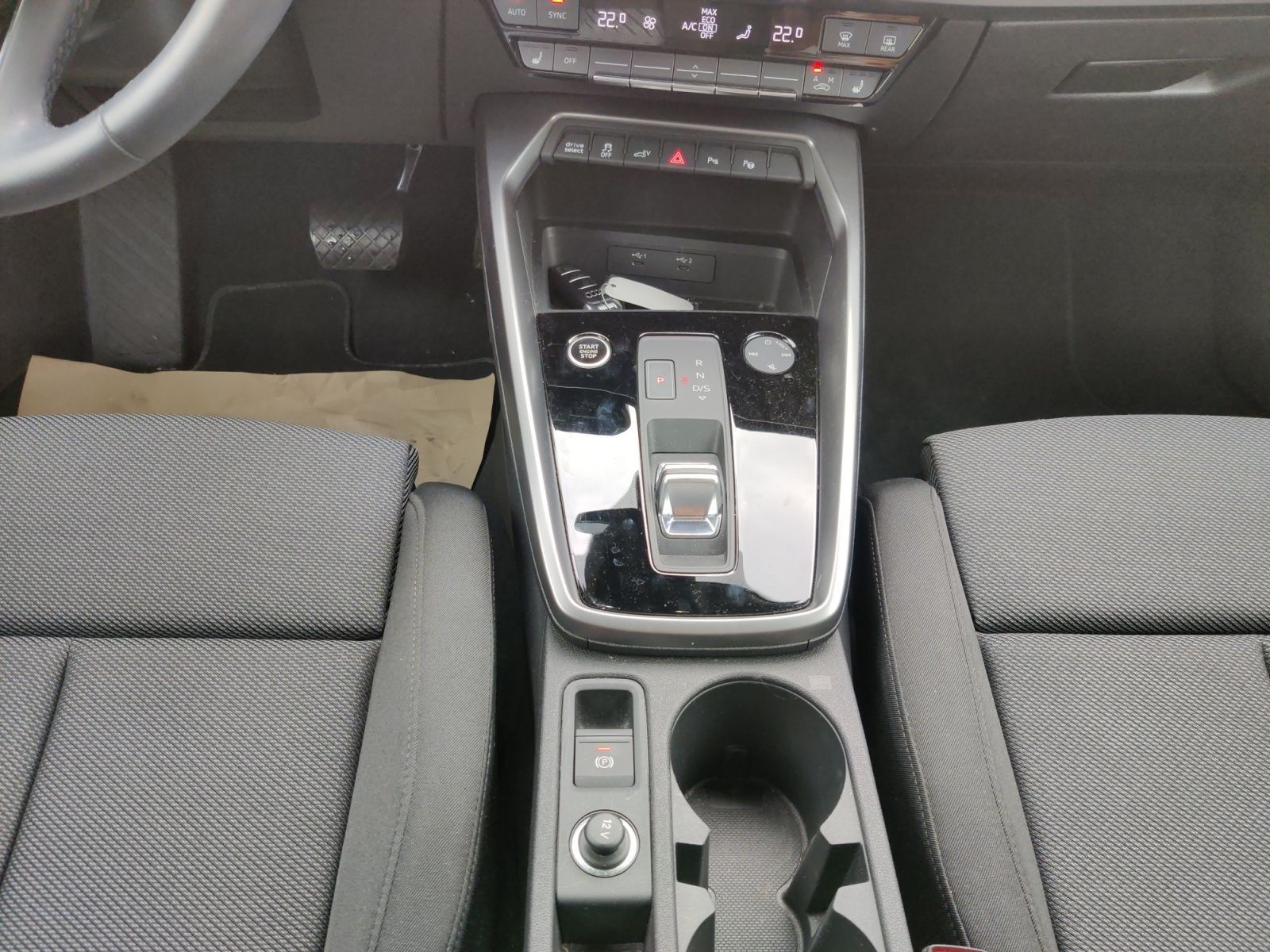 Audi A3 Sportback 40 TFSI e S-Tronic Advanced - Samsaru's Car Outlet