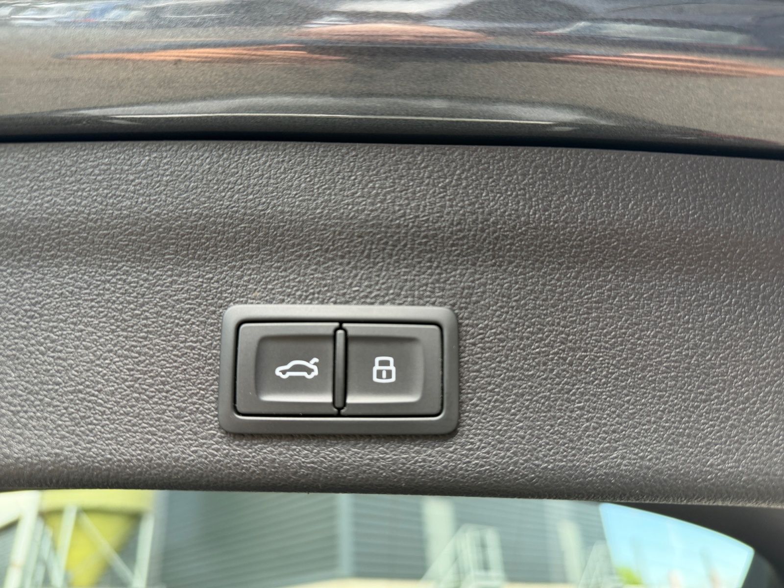Audi A6 Avant 40TDI QU S-TR S-LINE MATRIX+NAV+ACC+AHK