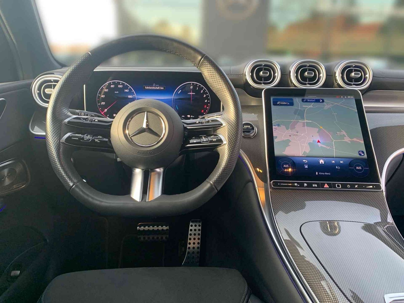 Mercedes-Benz GLC 300 de 4M AMG PREMIUM+Dist+AHK+Pano+Burm+Key