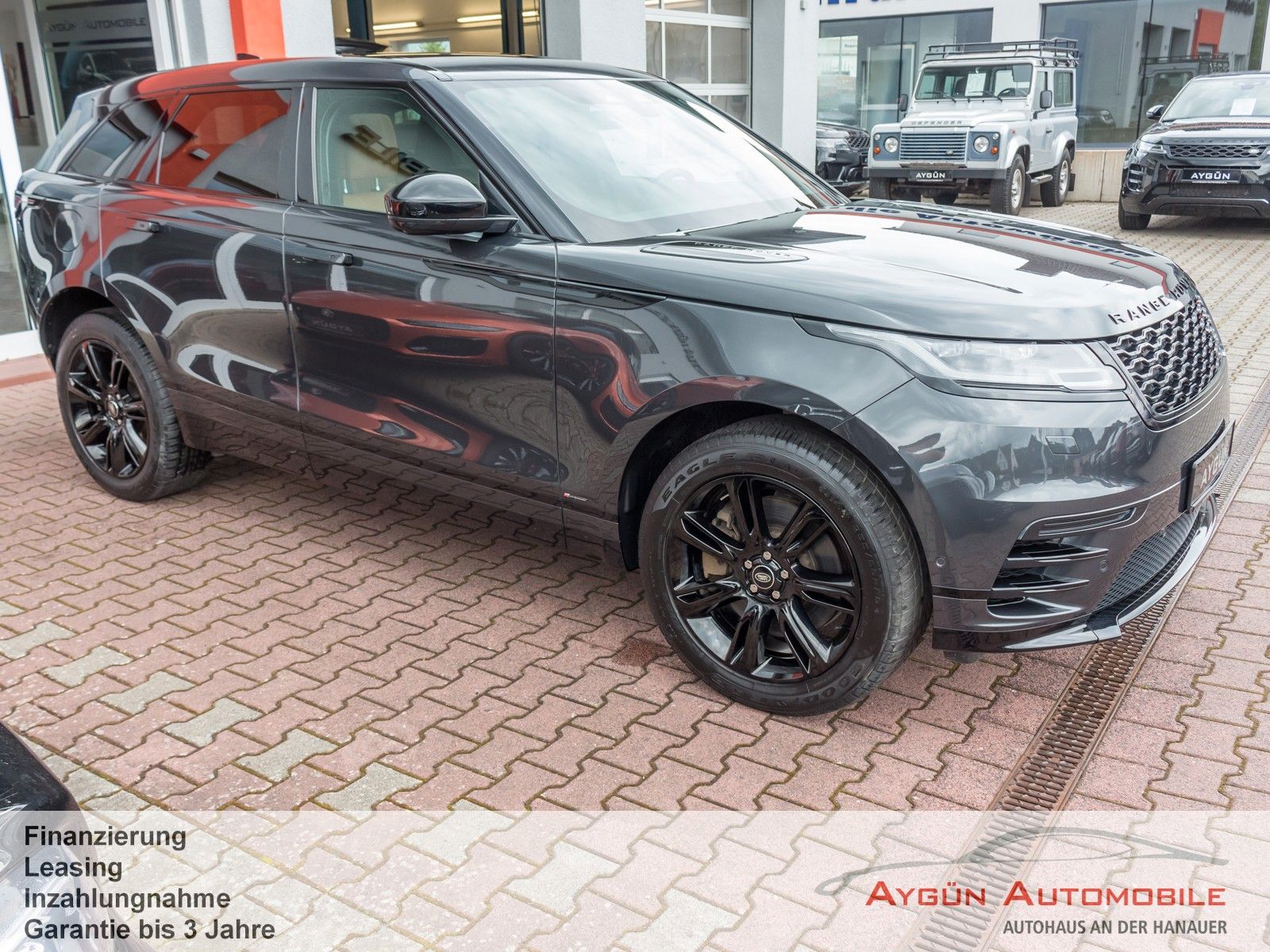 Range Rover Velar P400e R-Dynamic - Samsaru's Car Outlet