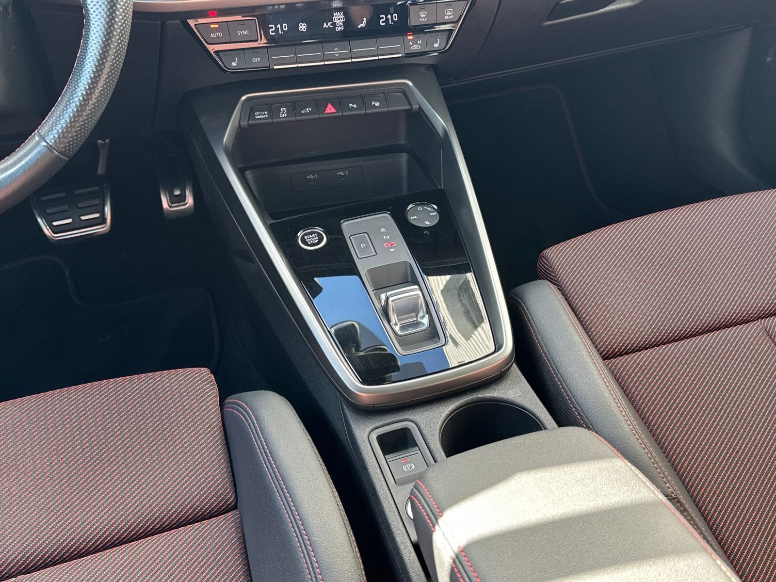 Audi A3 Sportback 45 TFSIe S line *Matrix*Navi*RFK*