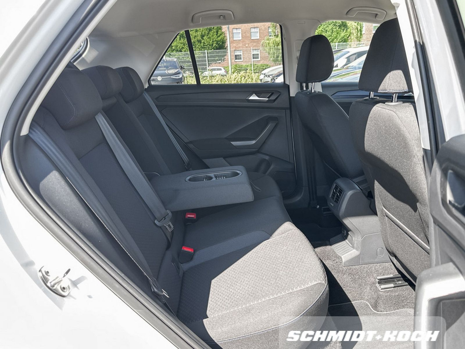 Volkswagen T-Roc 1.5 TSI ACT United DSG - Samsaru's Car Outlet