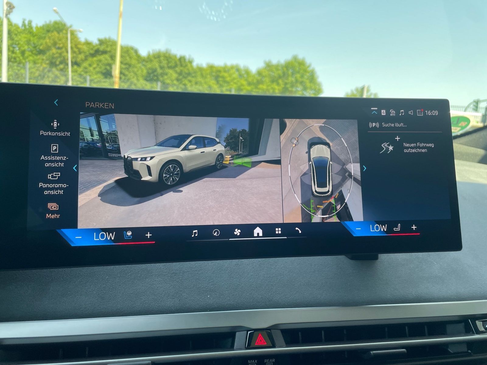 BMW iX xDrive60 M Sport Pro || Pano AHK Autobahnass