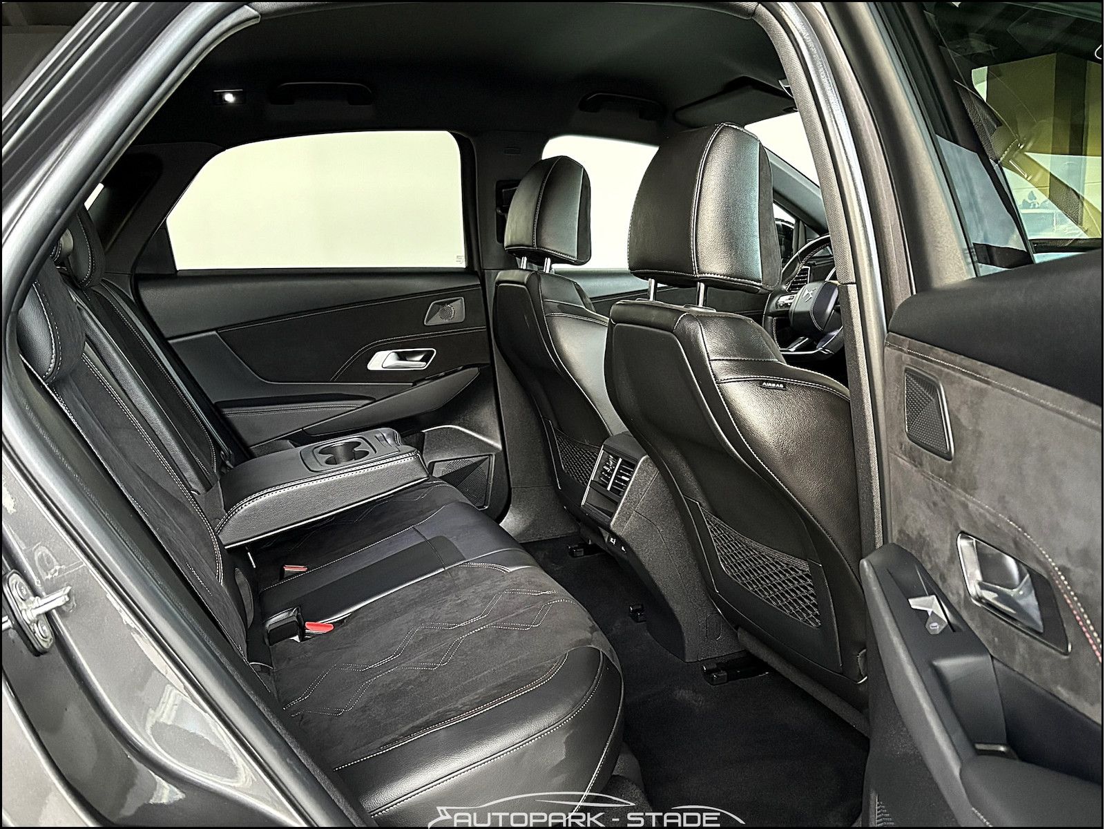 DS Automobiles DS7 PerformanceLine+ 1.5 BlueHDI Mem Kam LED Ass