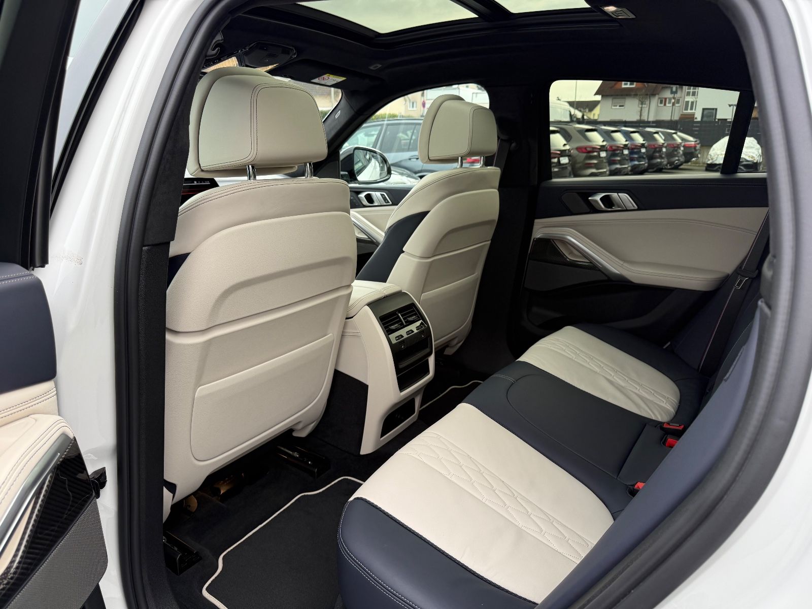 BMW X6*40xd*MSPORT/INDIVIDUAL*360°ACC*HUD*LASER*AHK*