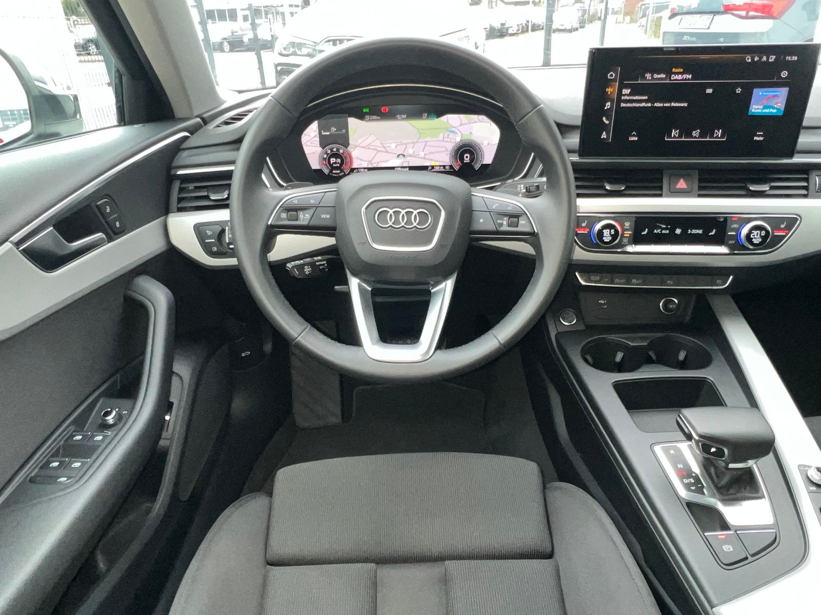Audi A4 Avant 40 S line - Samsaru's Car Outlet