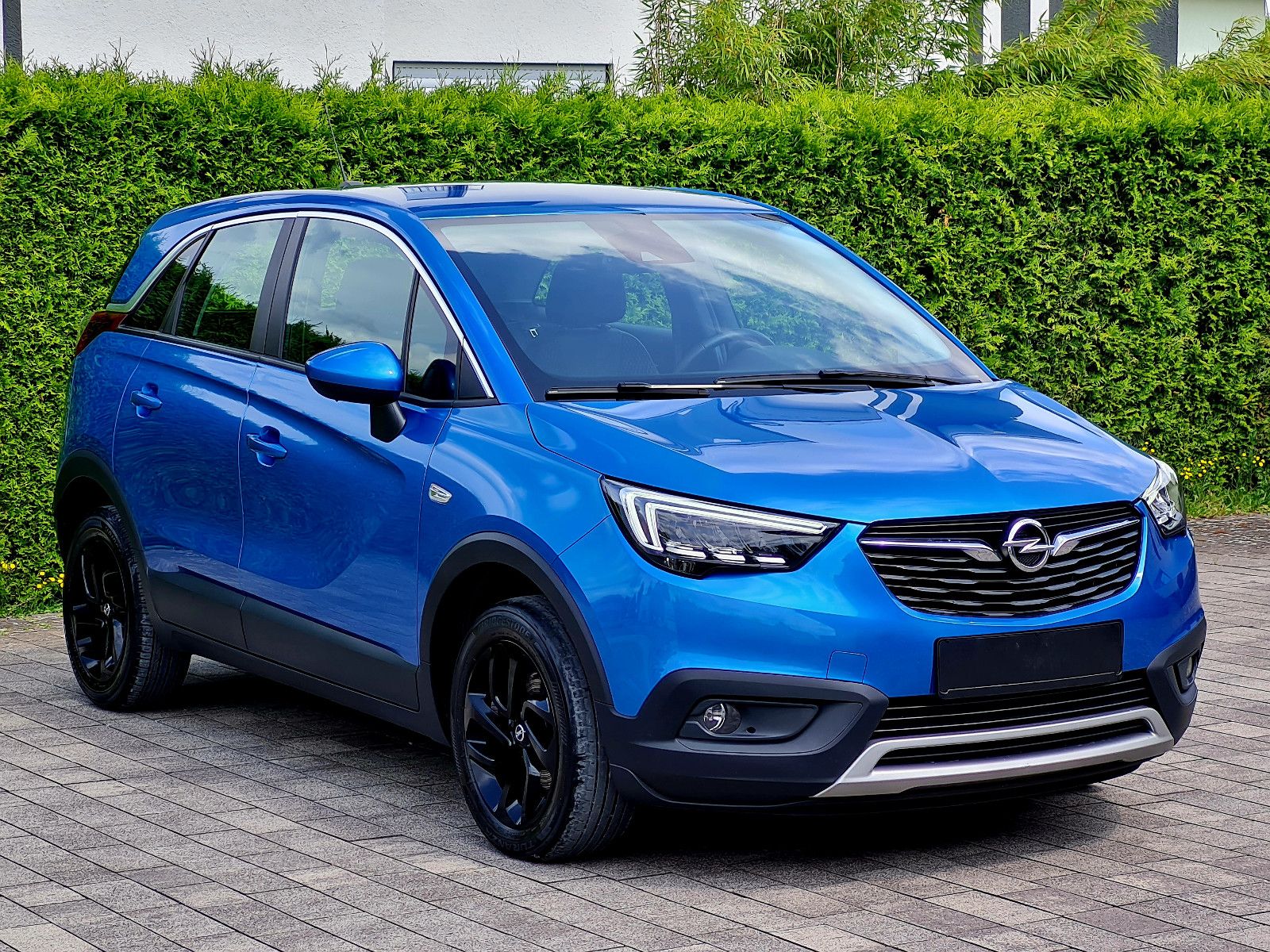 Opel Crossland Innovation - Samsaru's Car Outlet