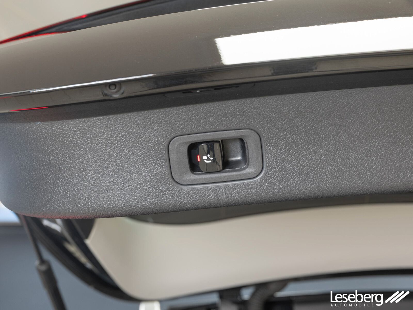 Mercedes-Benz GLC 220 d 4M Avantgarde LED/AHK/Pano/Distro/DAB/