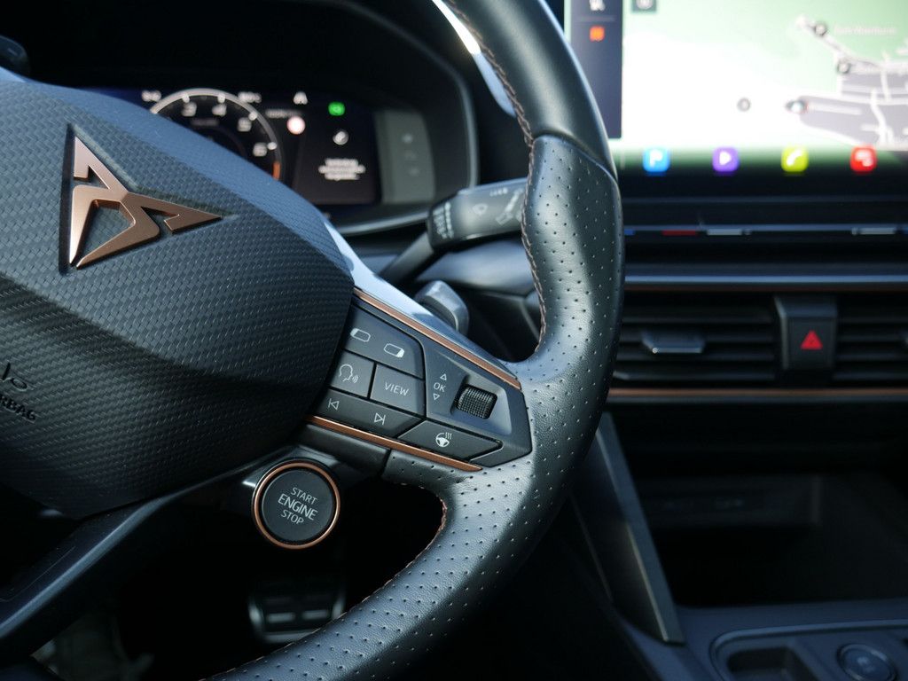 Cupra Formentor 2.0 TSI VZ NAVI AHK ACC LED PANO BEATS