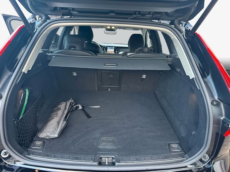 Volvo XC60 B5 B AWD Core