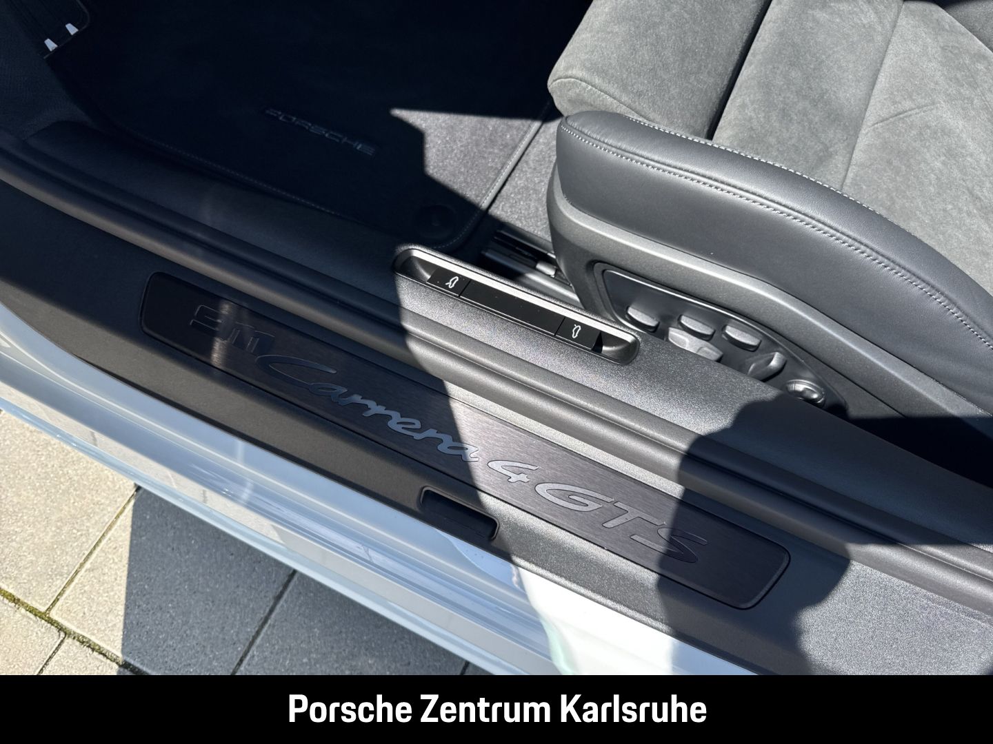 Porsche 992 911 Carrera 4 GTS Cabriolet LED-Matrix BOSE