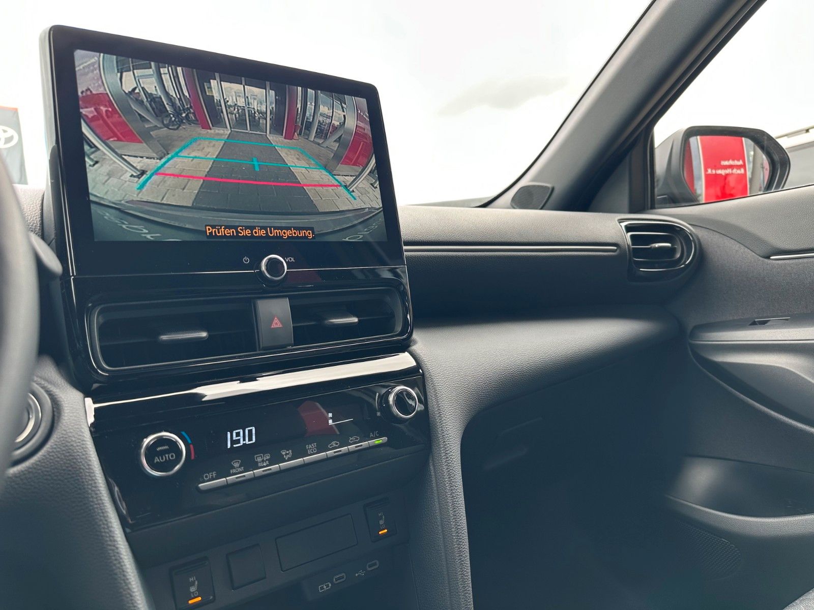 Toyota Yaris Cross Hybrid Teamplayer SAFETY + WINTER-P