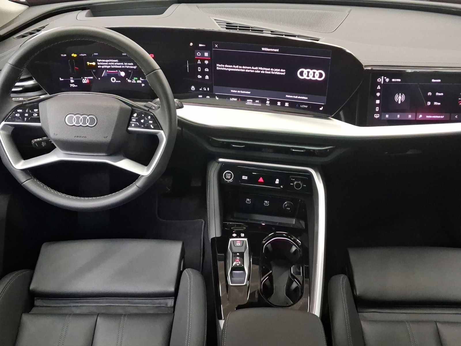 Audi Q5 TFSI Q S LINE LM21 PANO LEDER AHK