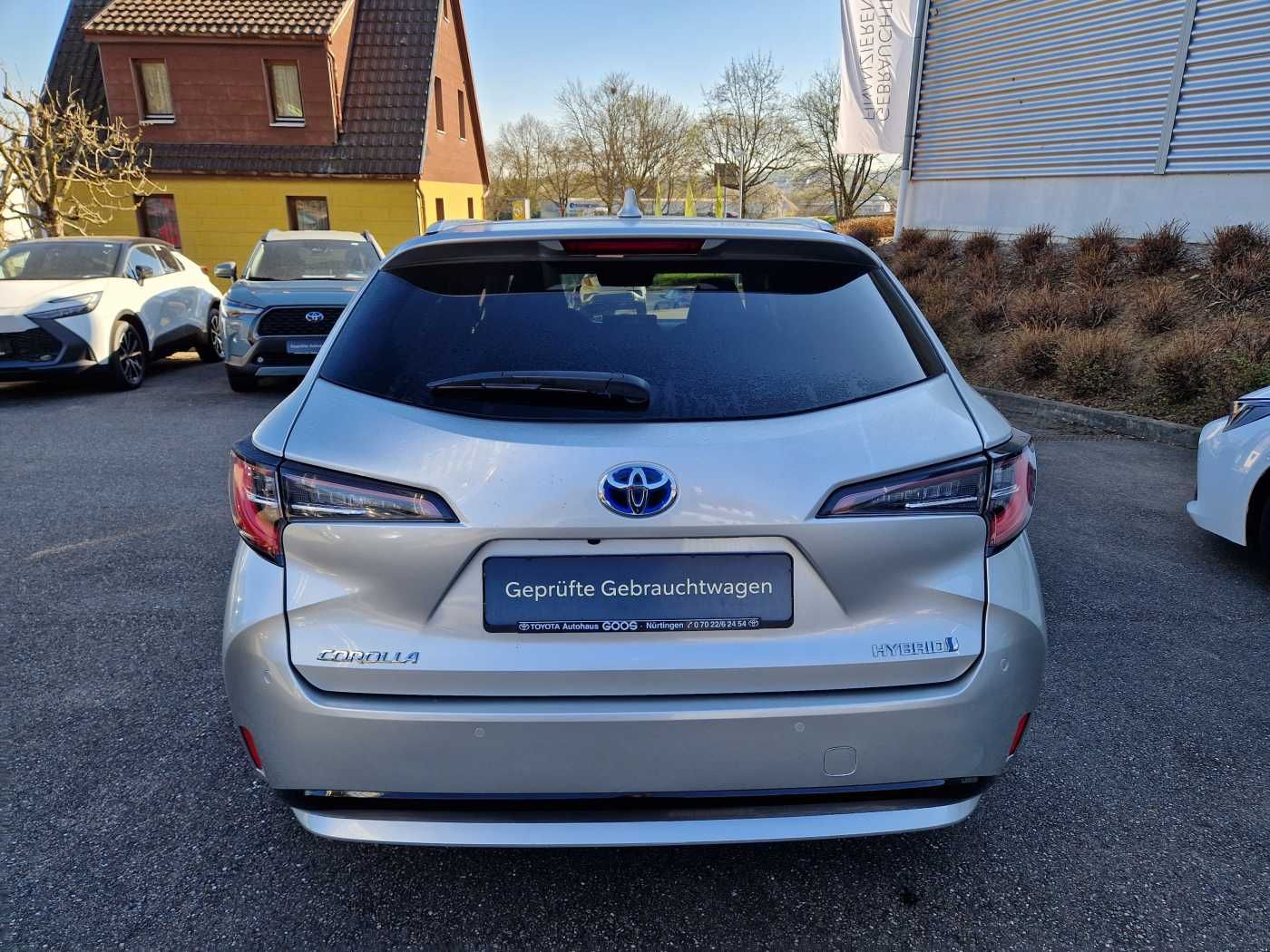 Toyota Corolla Touring Sports Hybrid - Samsaru's Car Outlet