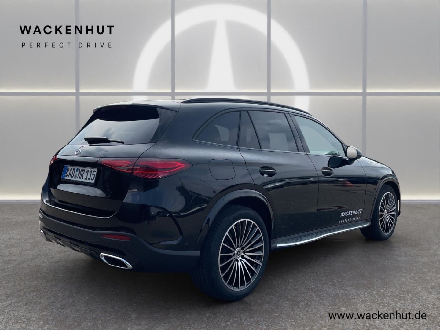 Mercedes-Benz GLC 300 d 4M EDITION AMG NIGHT PANO DISTR AHK BU