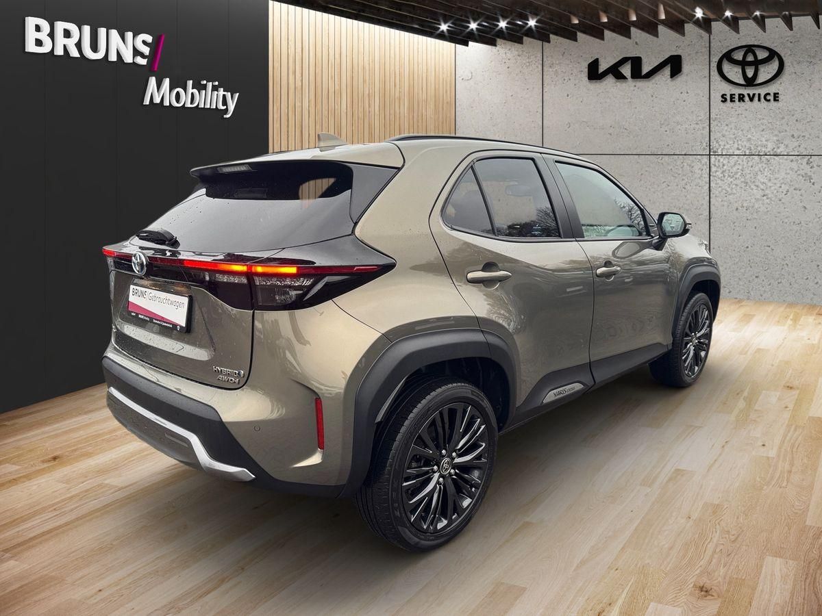 Toyota Yaris Cross 1.5 Hybrid VVT-I AWD-i Adventure