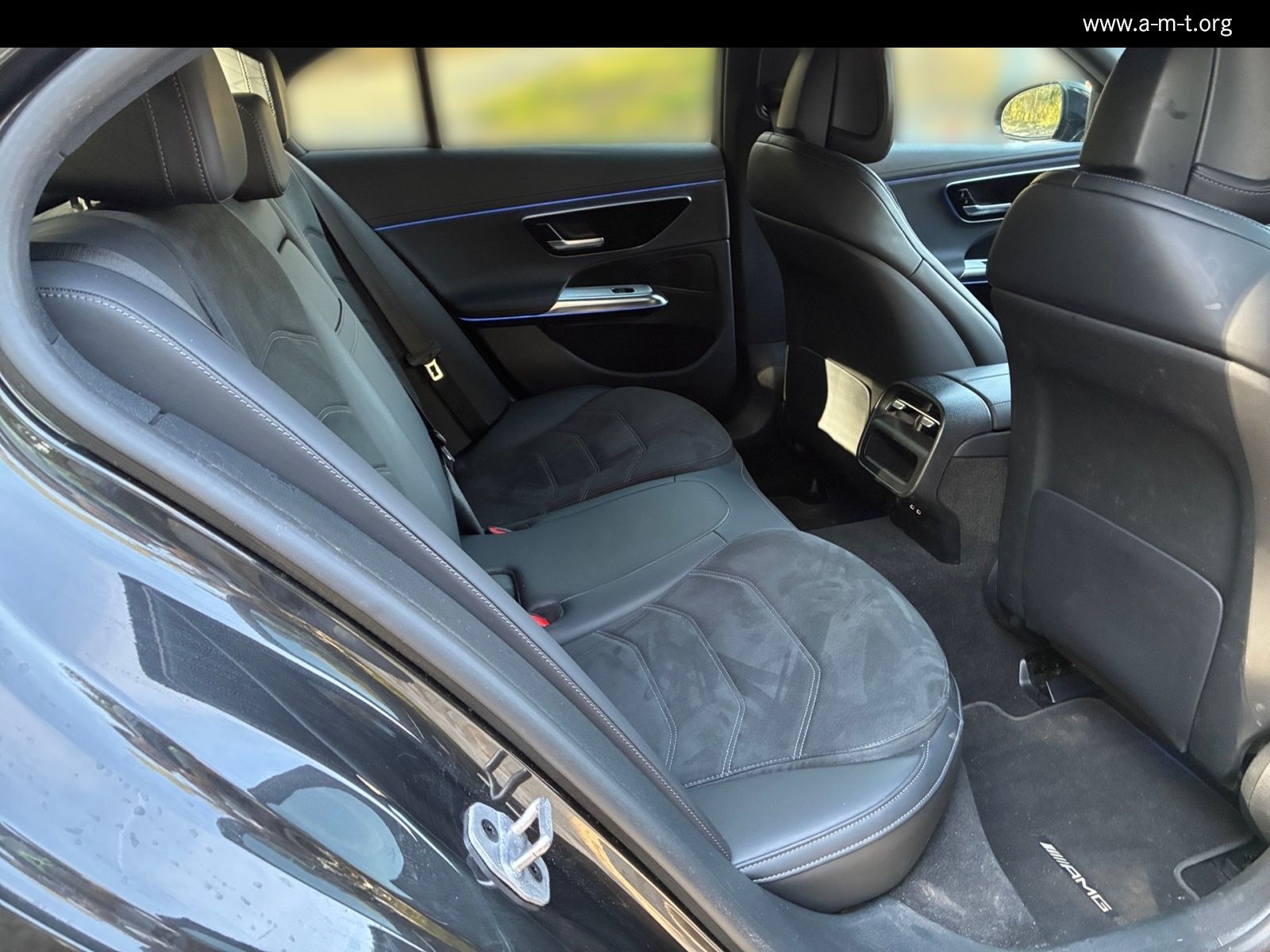 Mercedes-Benz E 200 AMG Line - Samsaru's Car Outlet