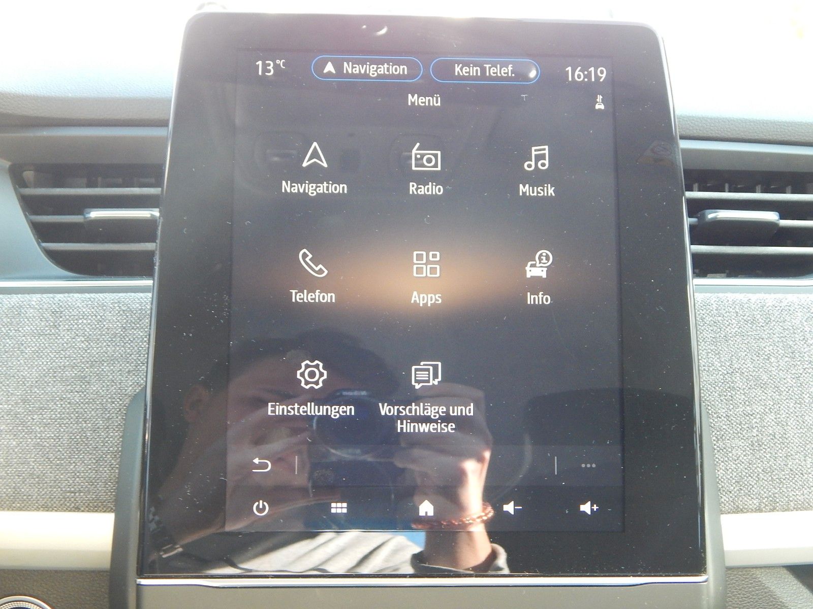 Renault ZOE Experience R135/Z.E. 50 - Samsaru's Car Outlet