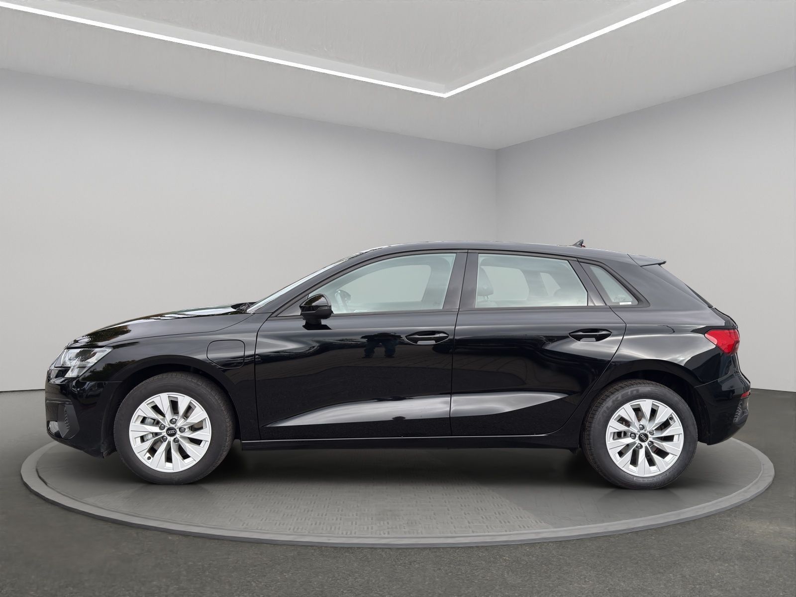 Audi A3 Sportback 40 TFSI e S-tronic NAVI+LED+PANO+SI
