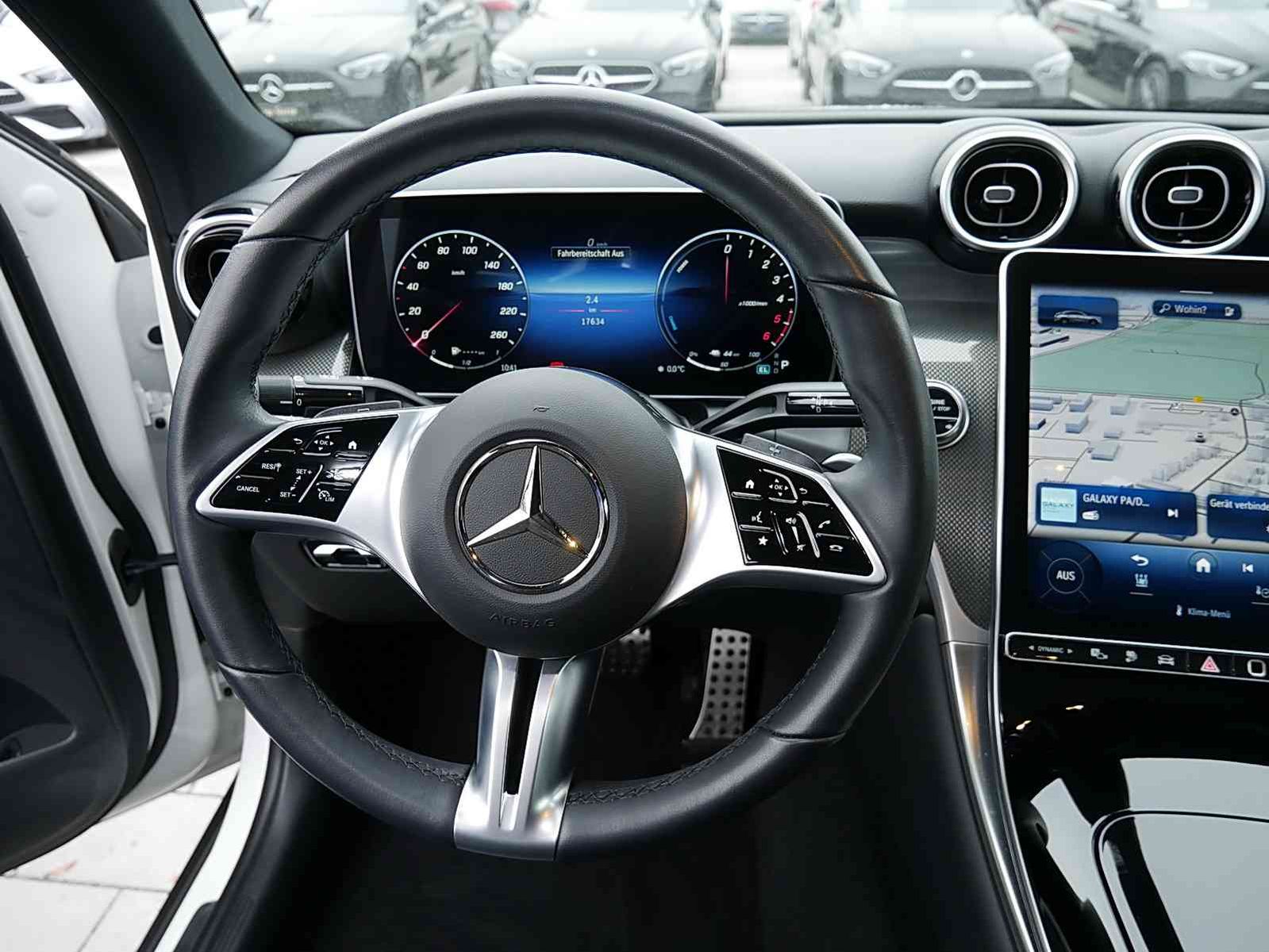 Mercedes-Benz GLC 300 de 4M Coupé AVANTGARDE - Samsaru's Car Outlet