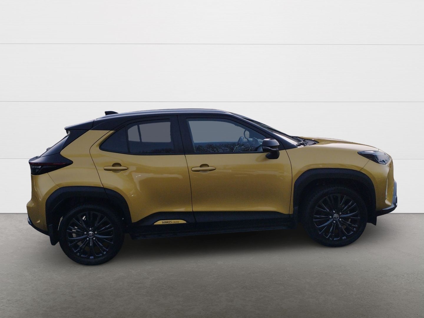 Toyota Yaris Cross Hybrid AWD-i(4x4) Adventure+Allwette