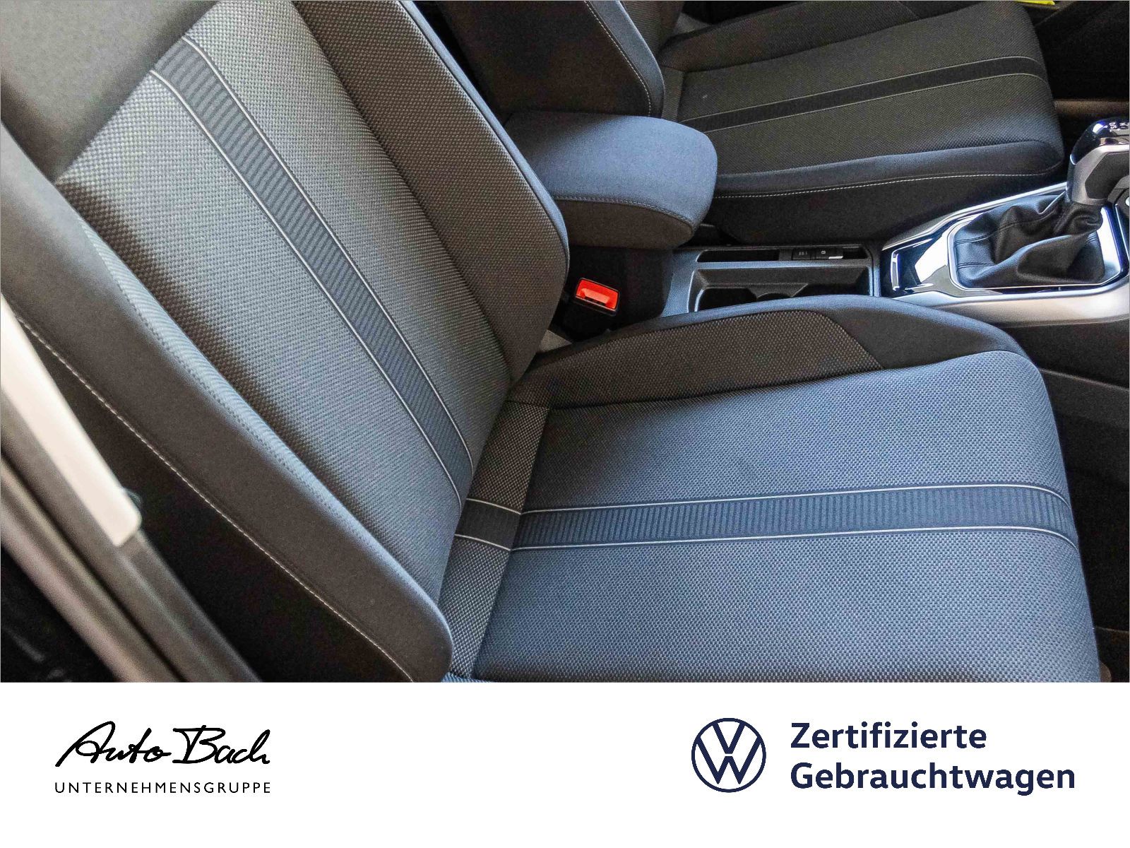 Volkswagen T-Roc 1.5 TSI Life DSG - Samsaru's Car Outlet