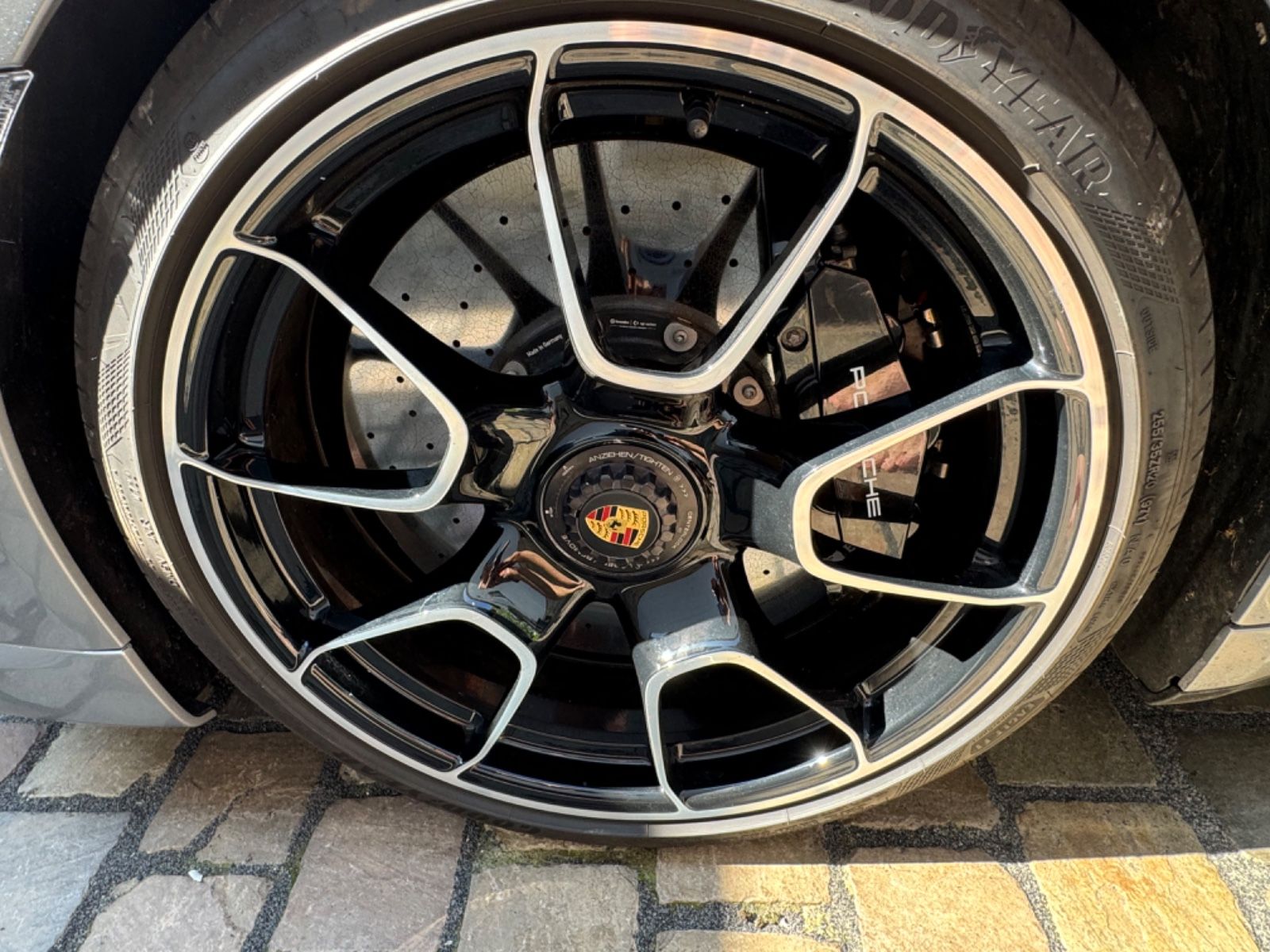 Porsche 911 992 Turbo S Voll Liftsystem TECHART 850PS