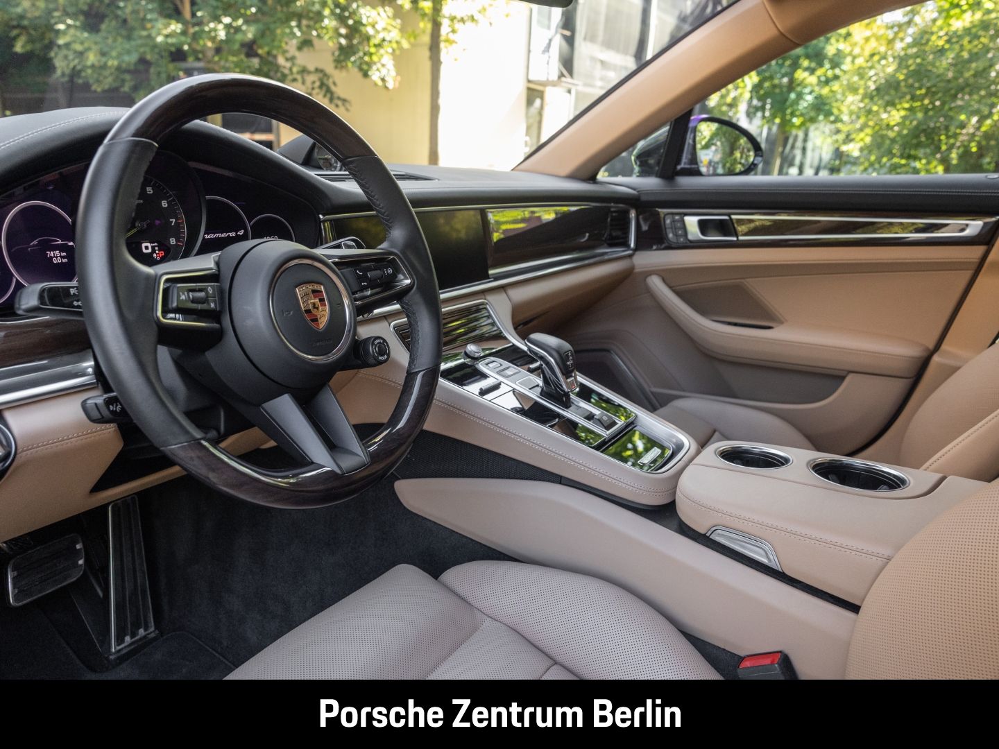 Porsche Panamera 4 E-Hybrid Platinum Edition InnoDrive