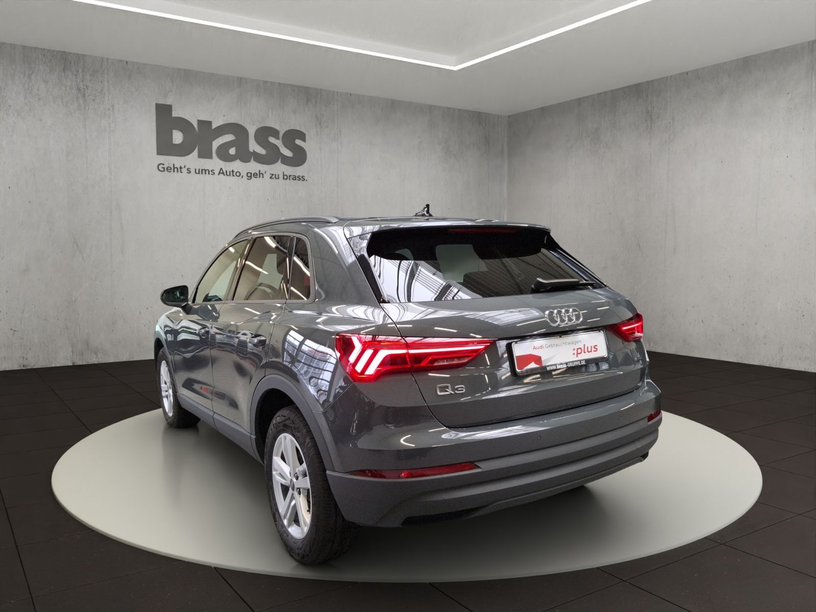 Audi Q3 40 TDI quattro - Samsaru's Car Outlet