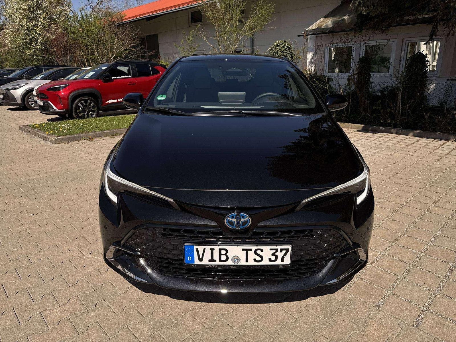 Toyota Corolla Hybrid Teamplayer /Navi/Shz/Rfk/DigiCo/T