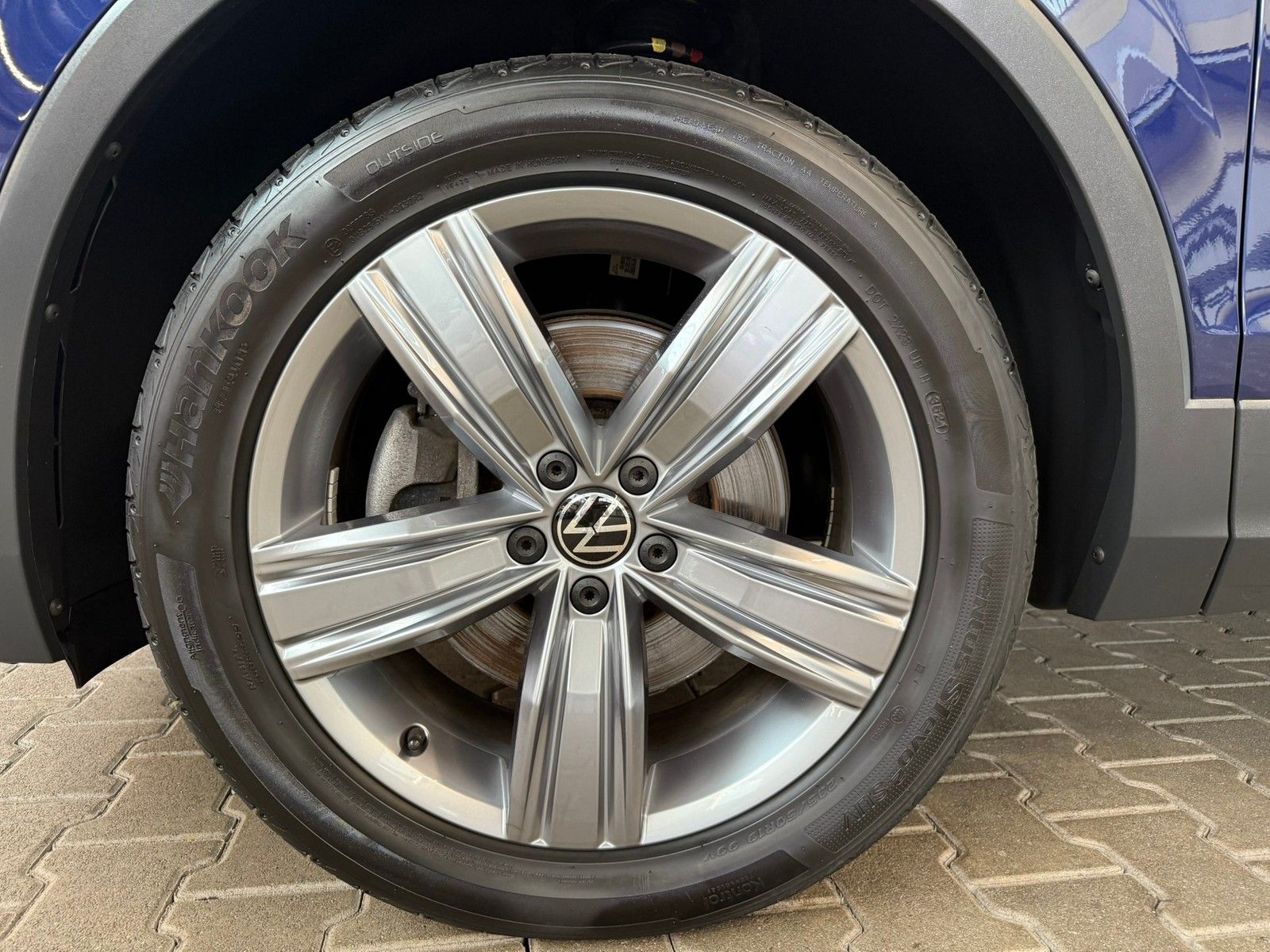Volkswagen Tiguan Allsp. Elegance 2,0 TDI  +AHK+Navi+Kamera