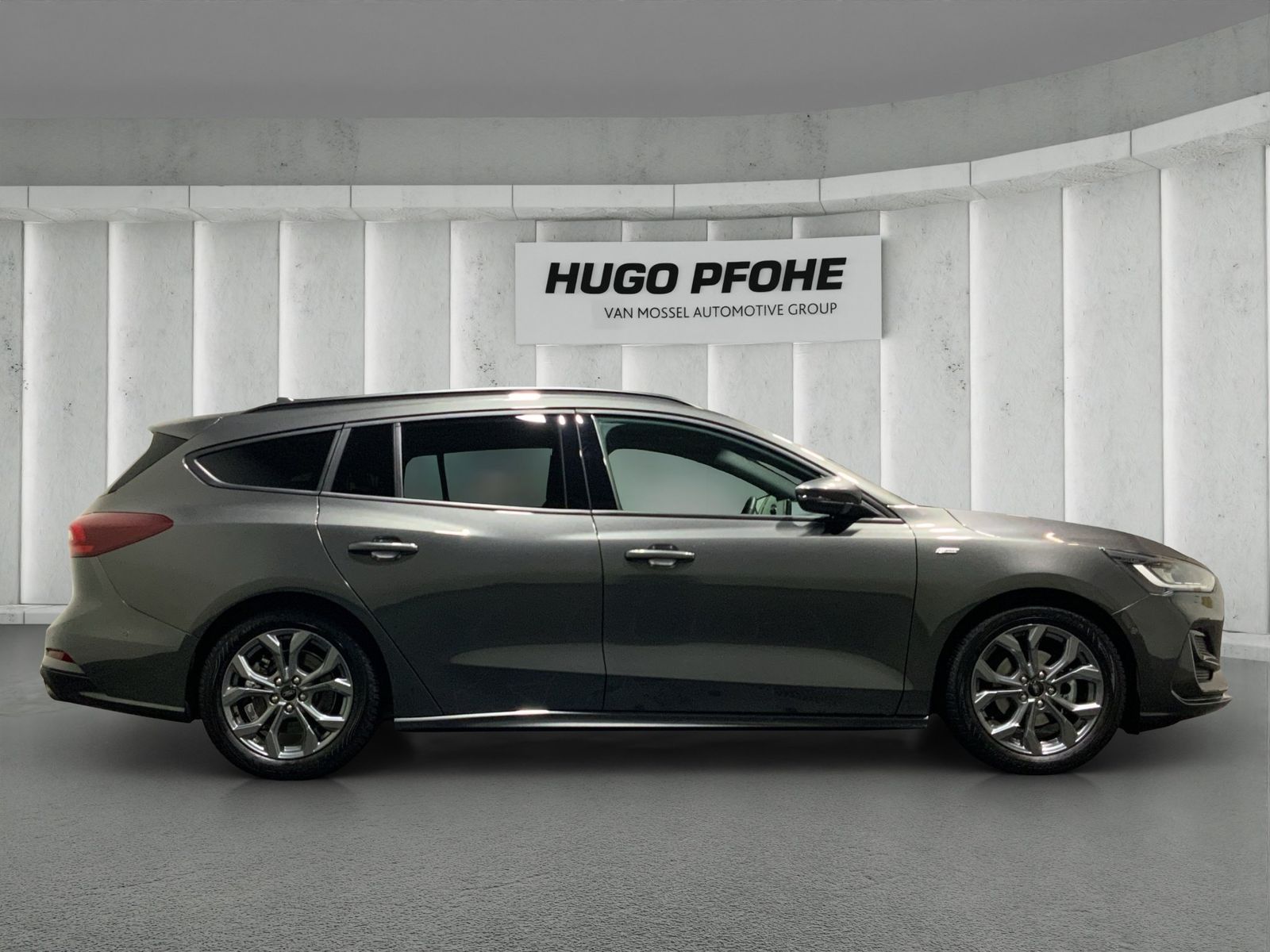 Ford Focus ST-Line X Turnier Aut.*AHK*ACC*HUD*KAM*NAV