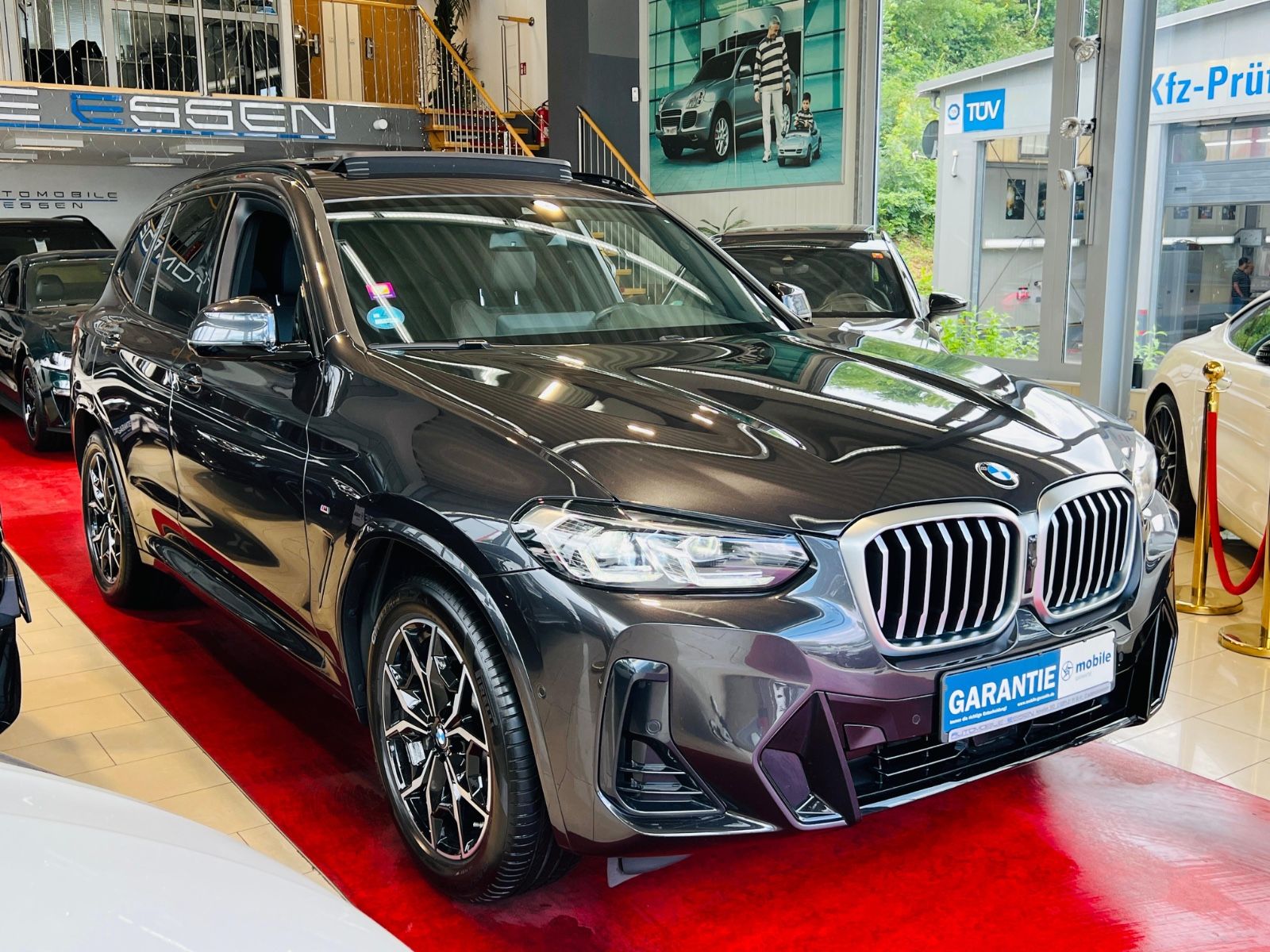 BMW X3 xDrive 30i M-Sportpaket - Samsaru's Car Outlet